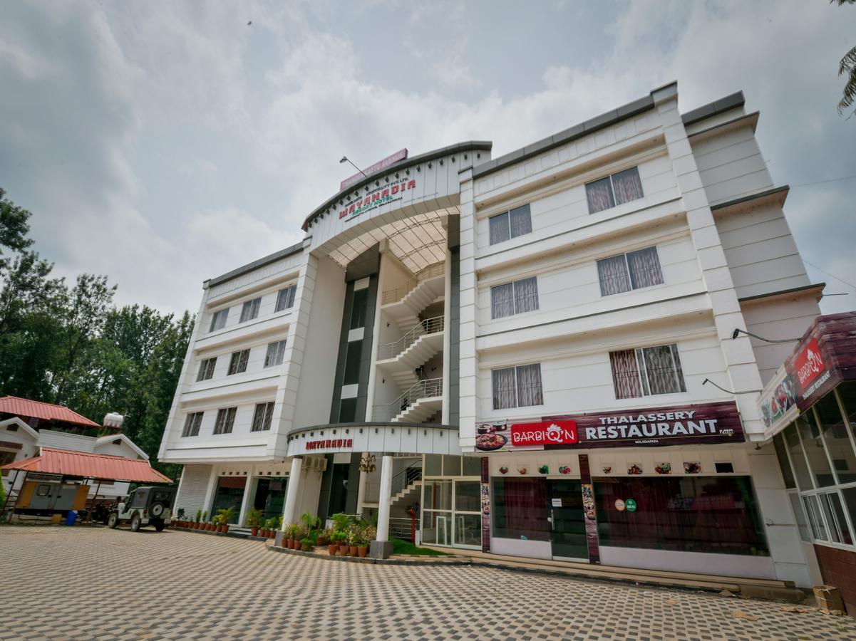 Wayanadia Resort Hotel Ambalavayal Екстериор снимка