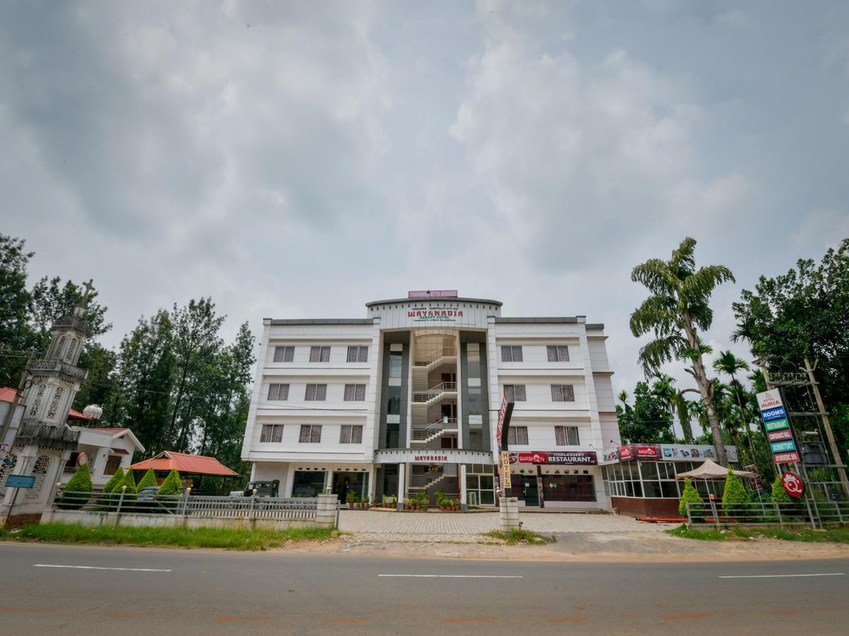Wayanadia Resort Hotel Ambalavayal Екстериор снимка