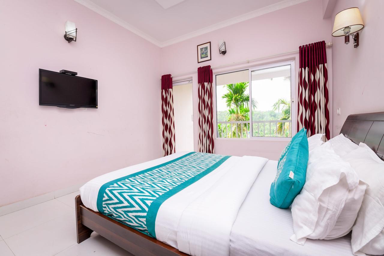 Wayanadia Resort Hotel Ambalavayal Екстериор снимка