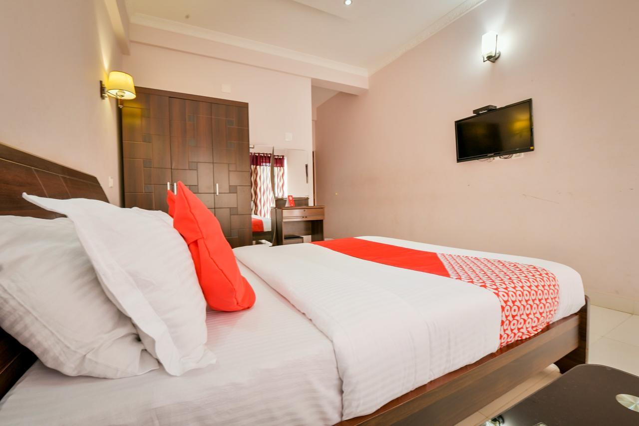 Wayanadia Resort Hotel Ambalavayal Екстериор снимка