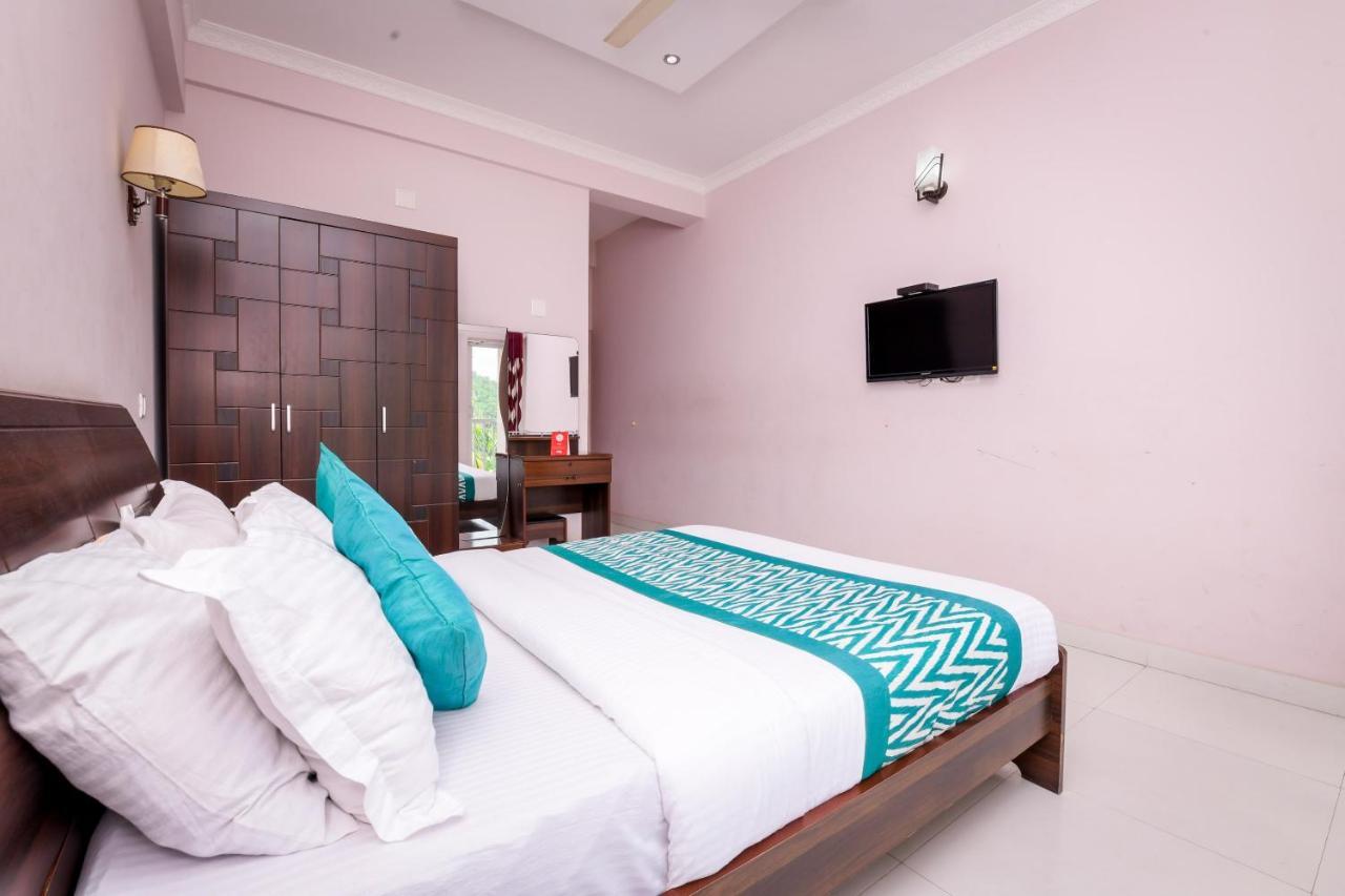 Wayanadia Resort Hotel Ambalavayal Екстериор снимка